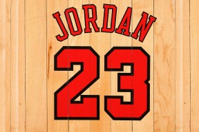 jiuyou.com-湖南队主帅突然辞职，球队陷入内部危机，湖南队主帅突然辞职,球队陷入内部危机