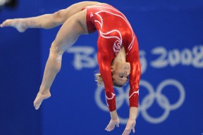 九游官网APP-中超球队反击效率评分报告，足球反超