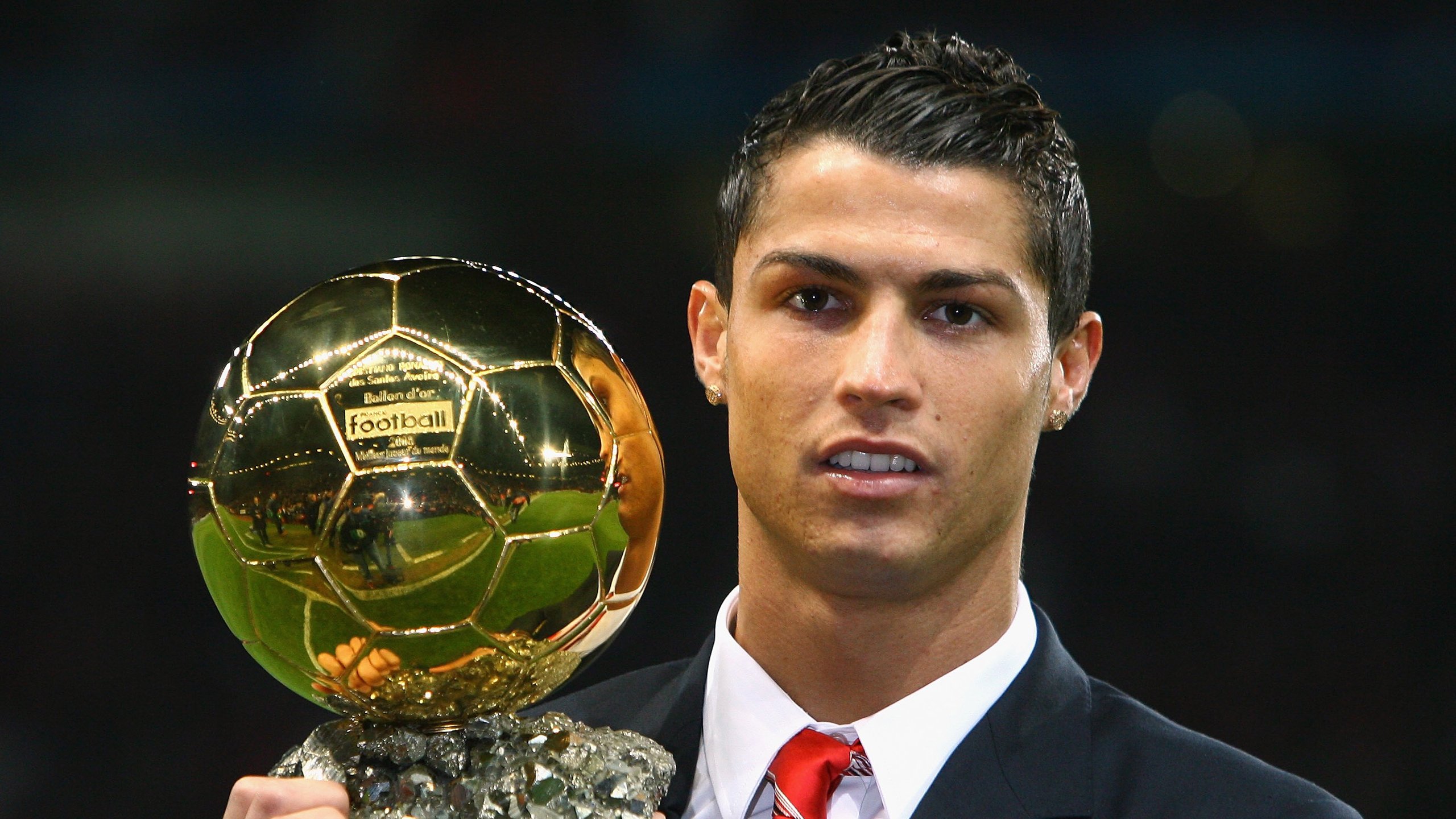 洛杉矶FC计划扩建主场，提升球迷体验，洛杉矶fc球衣