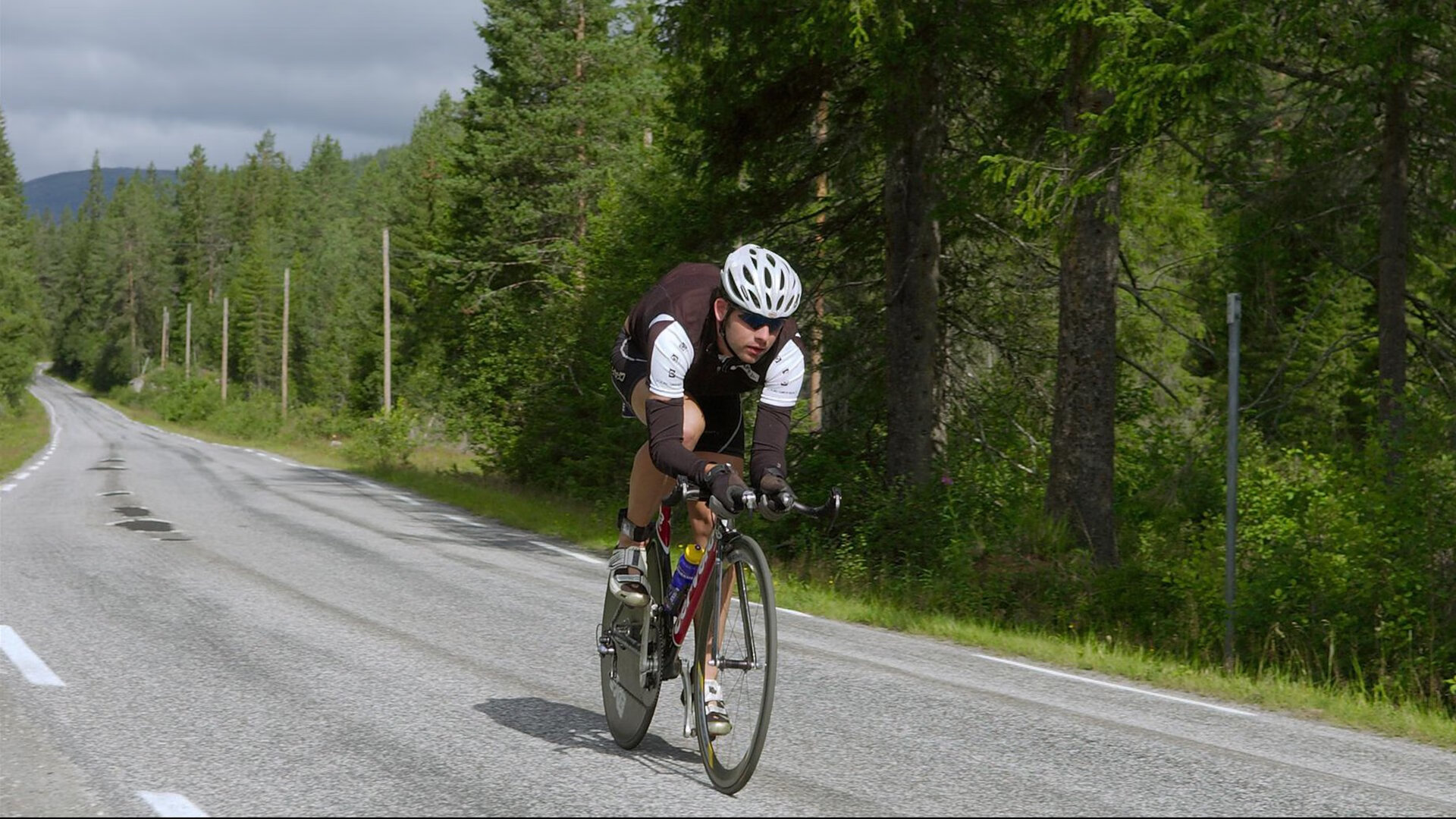 瓜达拉哈拉与国内足球组织达成合作协议，瓜达拉哈拉对莱昂